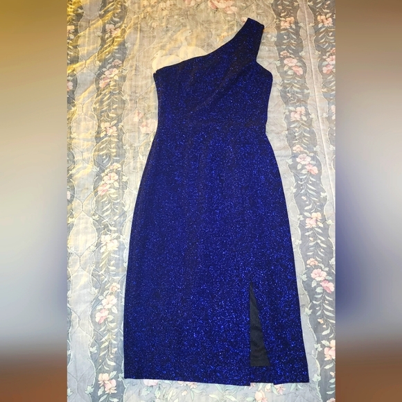 Vince Camuto Dresses & Skirts - Blue Sparkle Designer Formal Dress (Prom)
